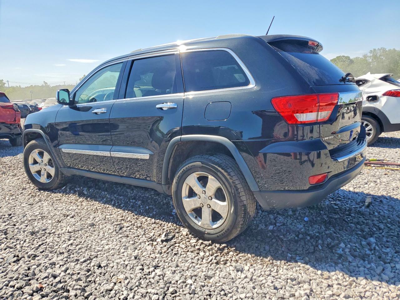 2012 JEEP GRAND CHEROKEE LIMITED photo 4