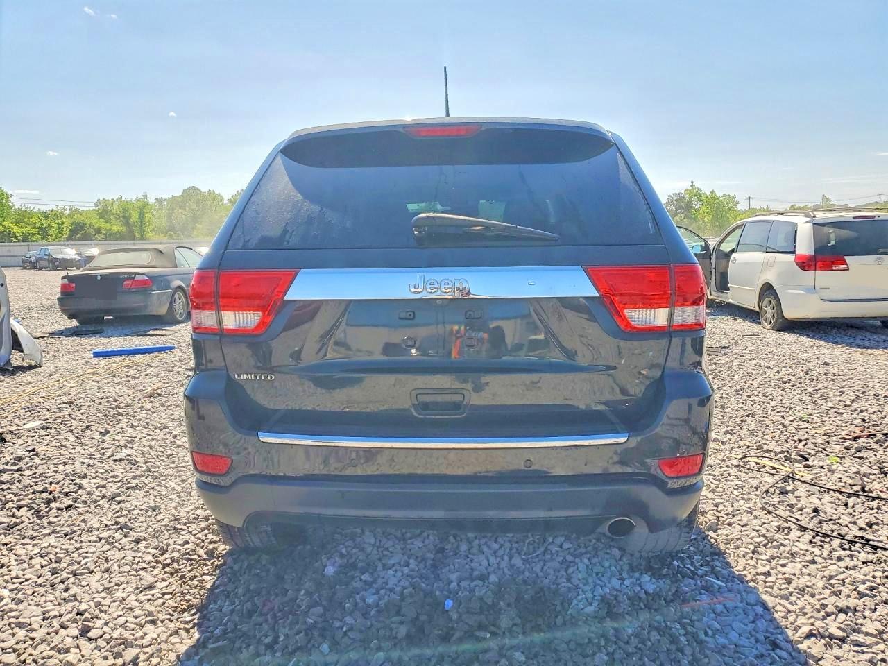 2012 JEEP GRAND CHEROKEE LIMITED photo 16
