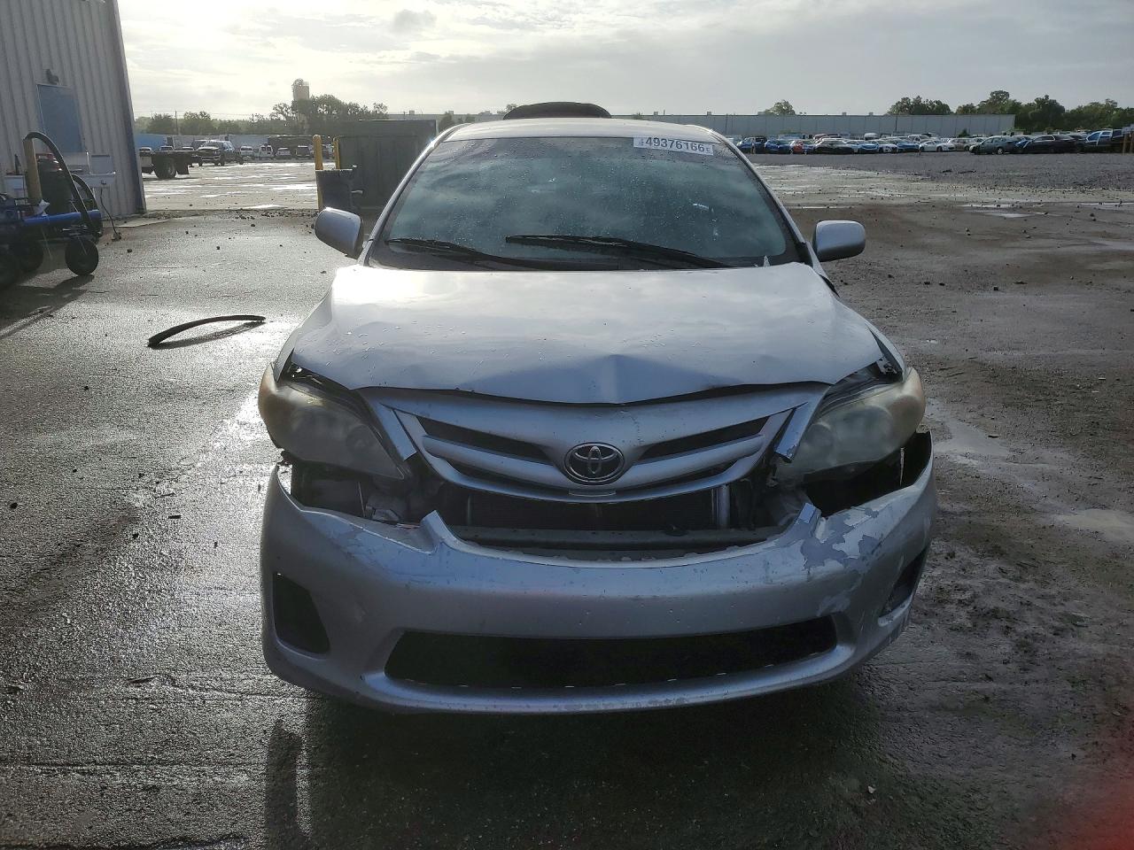 2012 TOYOTA COROLLA LE photo 9