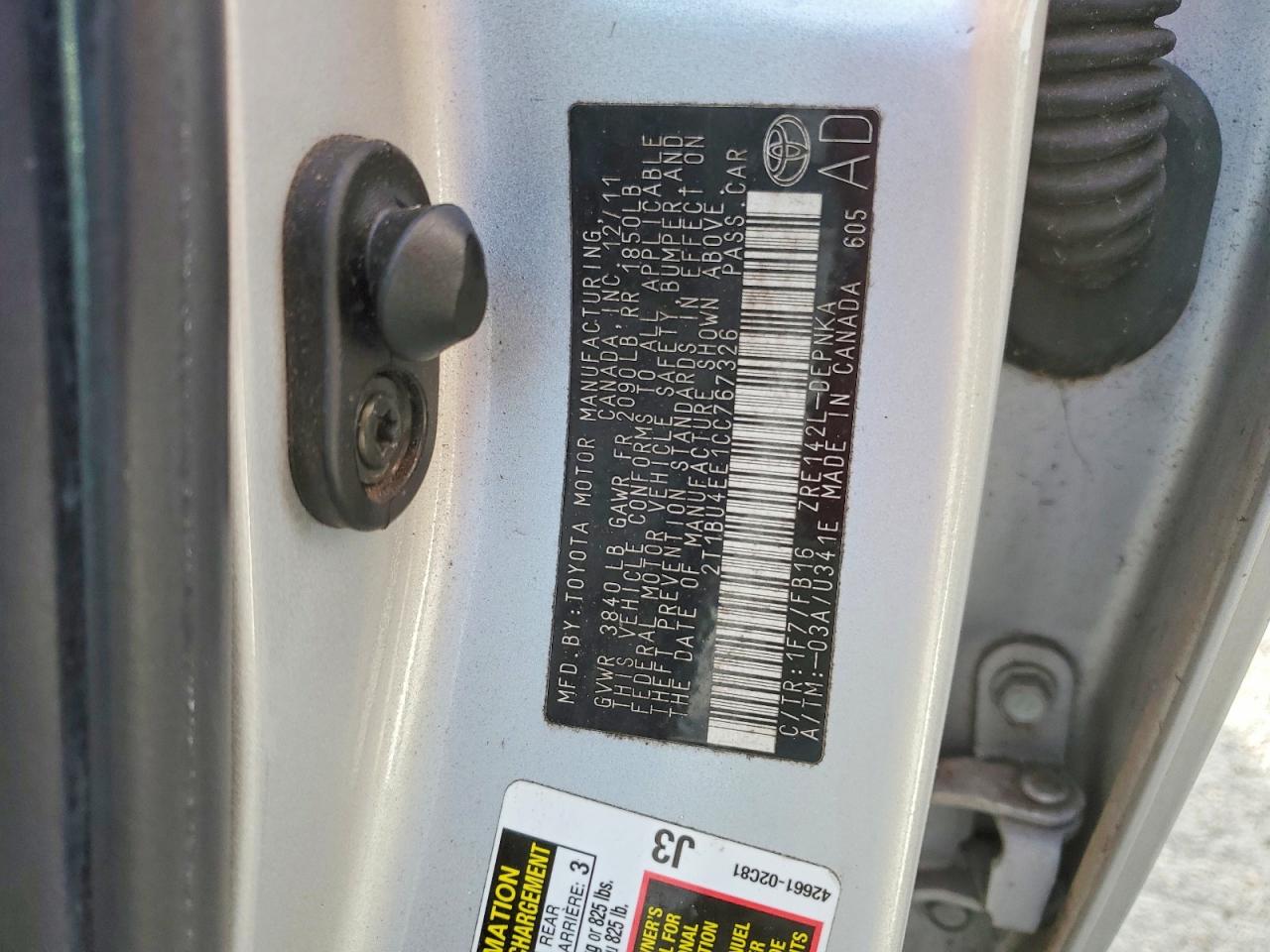 2012 TOYOTA COROLLA LE photo 25