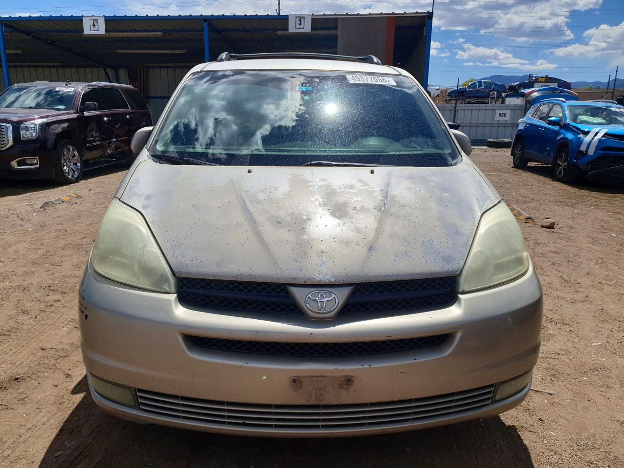 2004 TOYOTA SIENNA XLE 7 PASSENGER photo 9