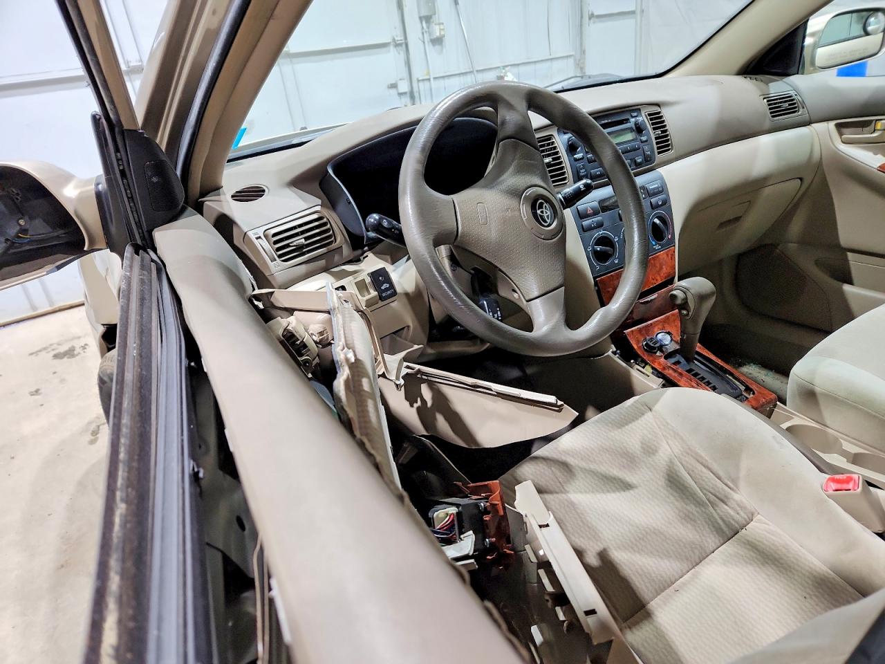 2007 TOYOTA COROLLA LE photo 8