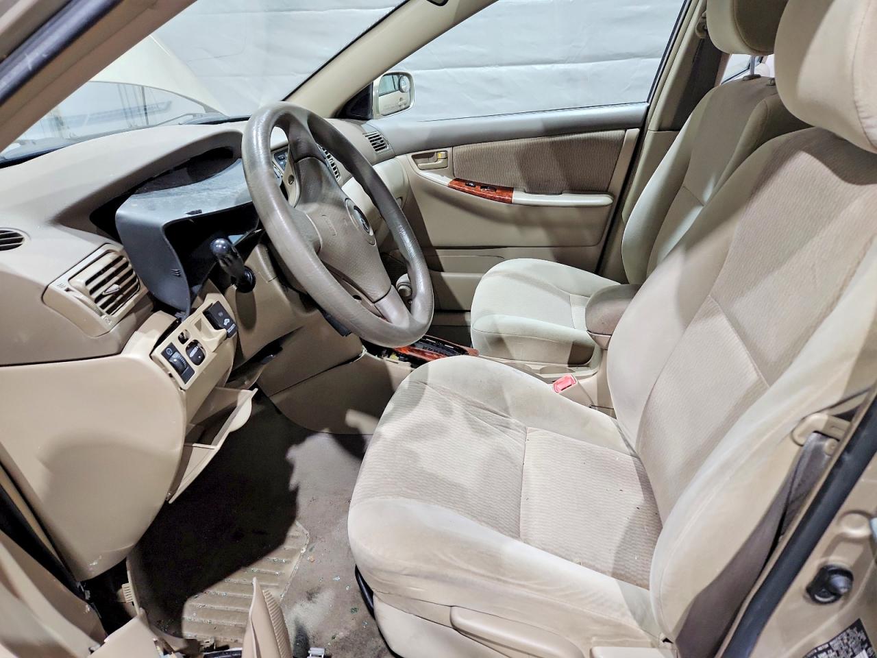 2007 TOYOTA COROLLA LE photo 7
