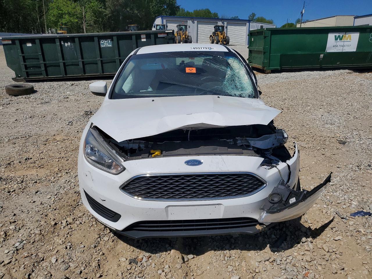2018 FORD FOCUS SE photo 13