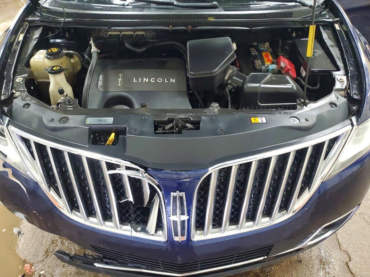 2011 LINCOLN MKX photo 23