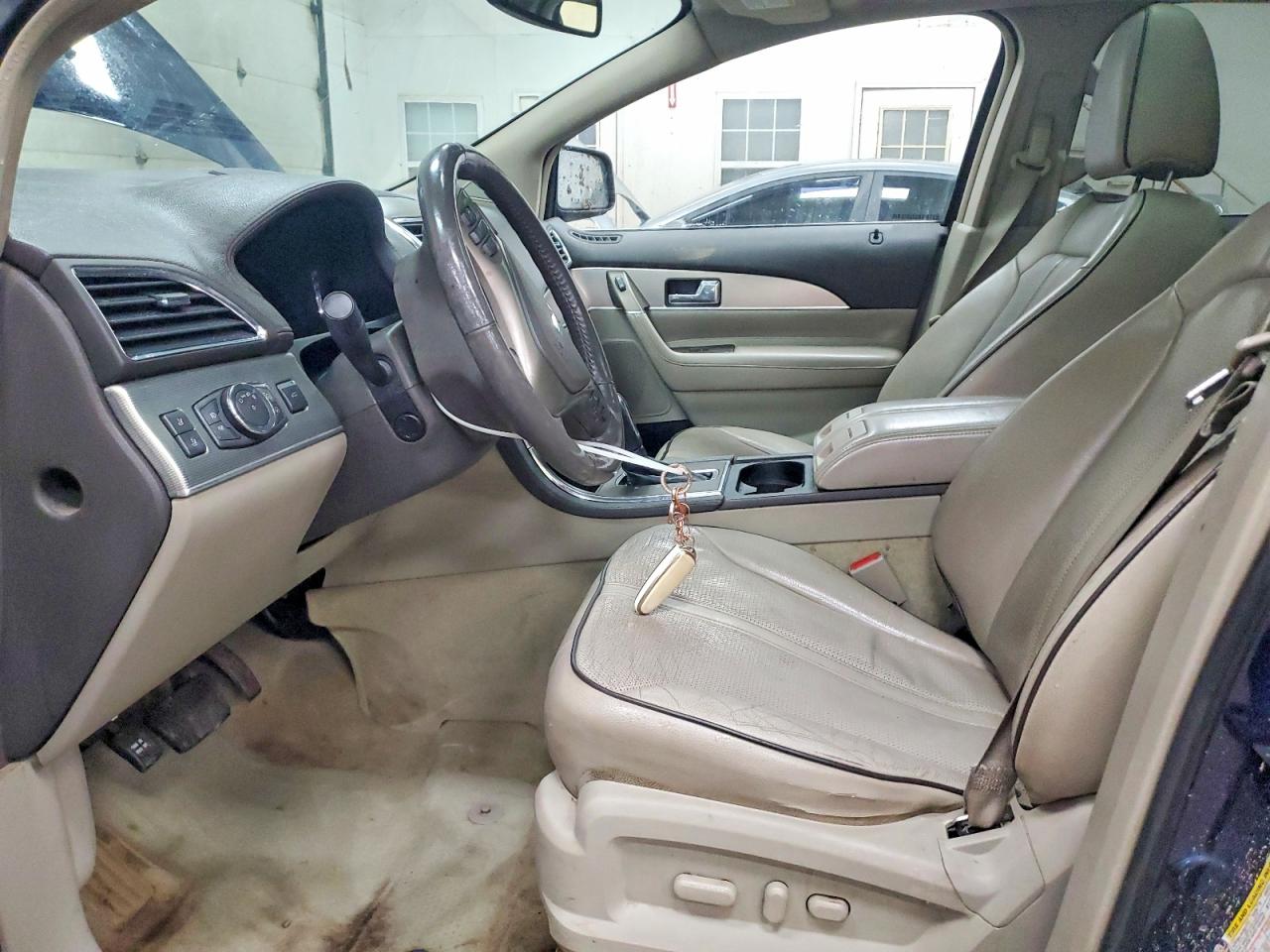2011 LINCOLN MKX photo 13