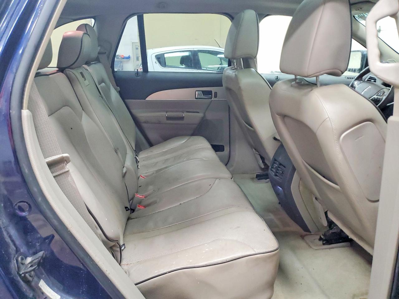 2011 LINCOLN MKX photo 21