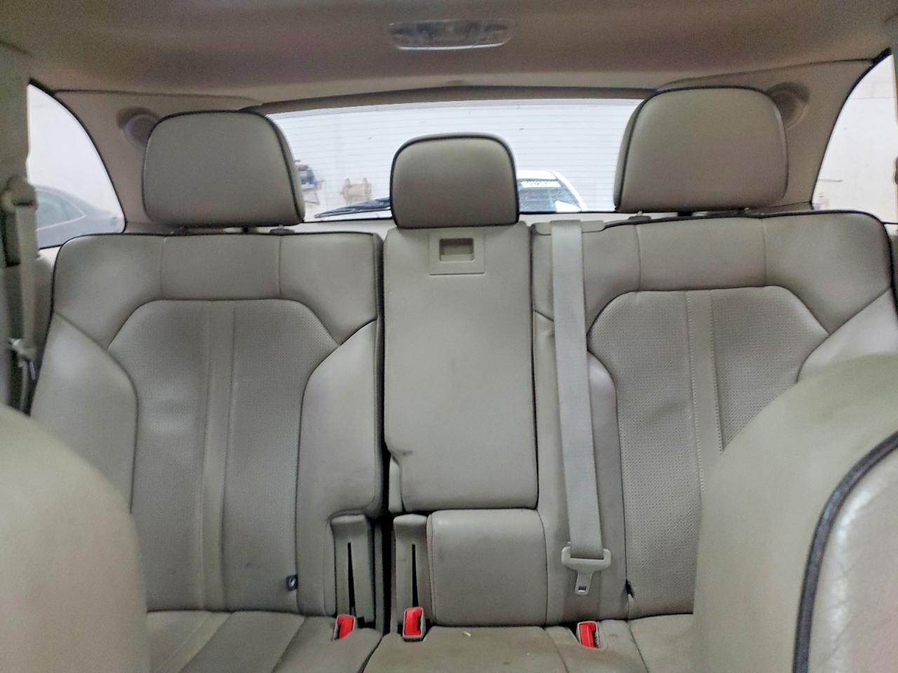 2011 LINCOLN MKX photo 19
