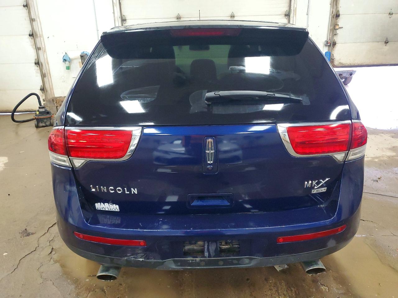2011 LINCOLN MKX photo 11