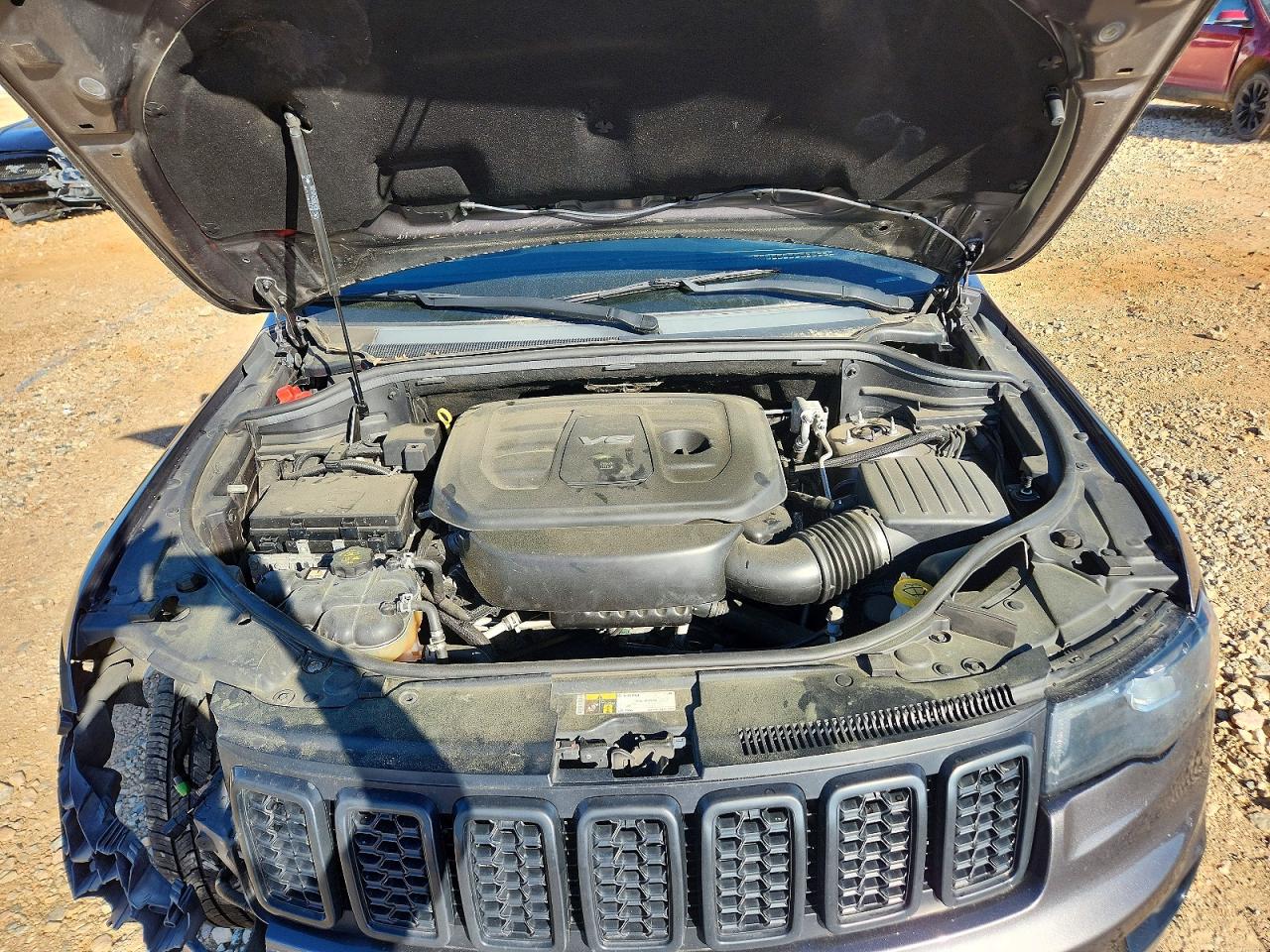 2018 JEEP GRAND CHEROKEE LAREDO photo 23