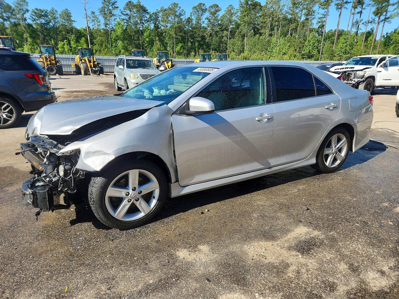 2014 TOYOTA CAMRY