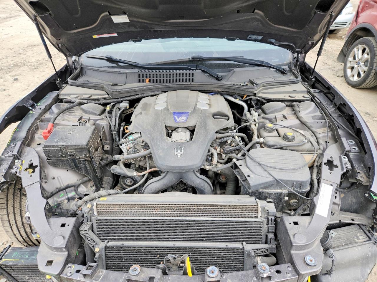 2018 MASERATI GHIBLI S photo 21