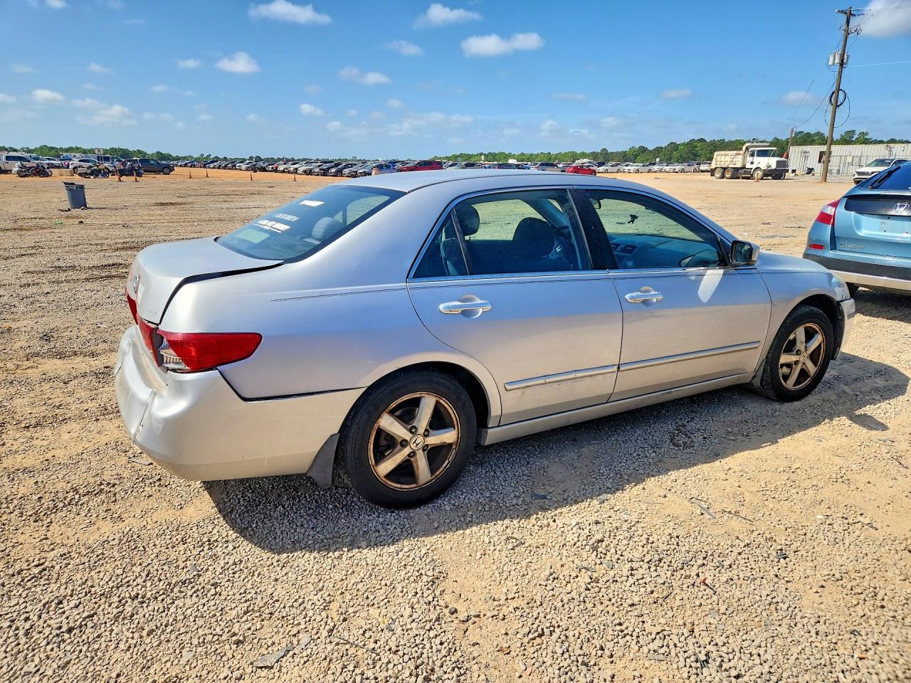 2005 HONDA ACCORD EX photo 3