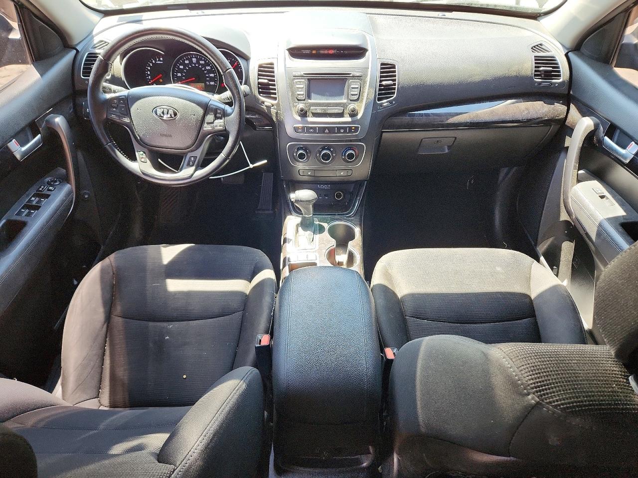 2014 KIA SORENTO LX photo 22