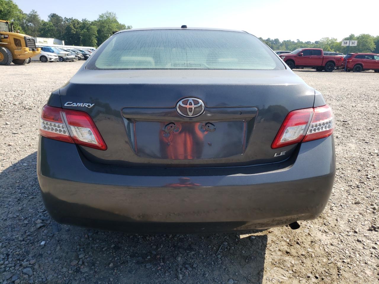 2011 TOYOTA CAMRY BASE photo 11
