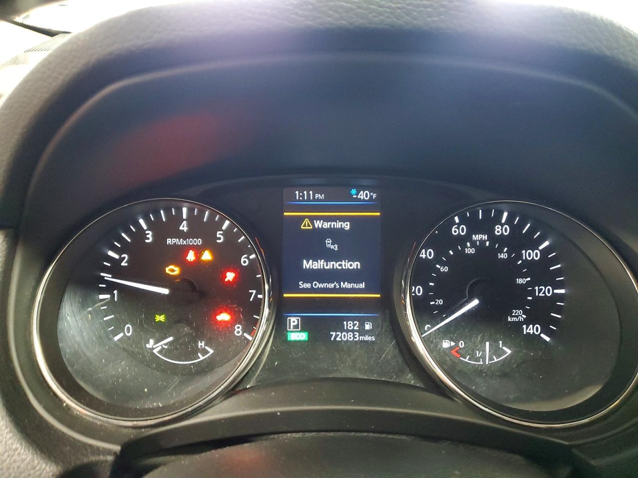 2019 NISSAN ROGUE SV photo 17