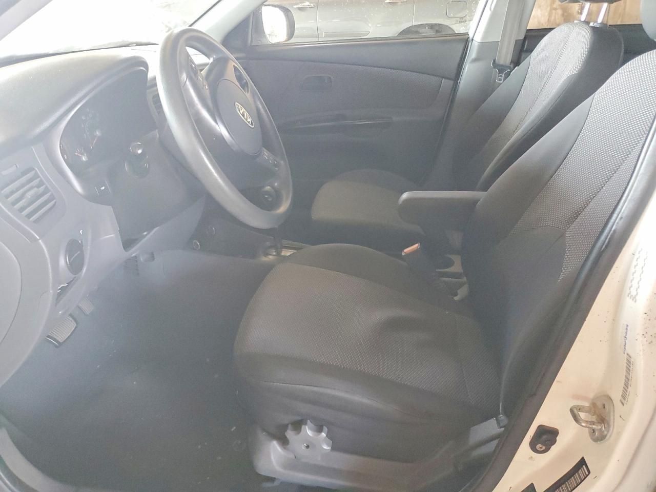 2010 KIA RIO BASE photo 19