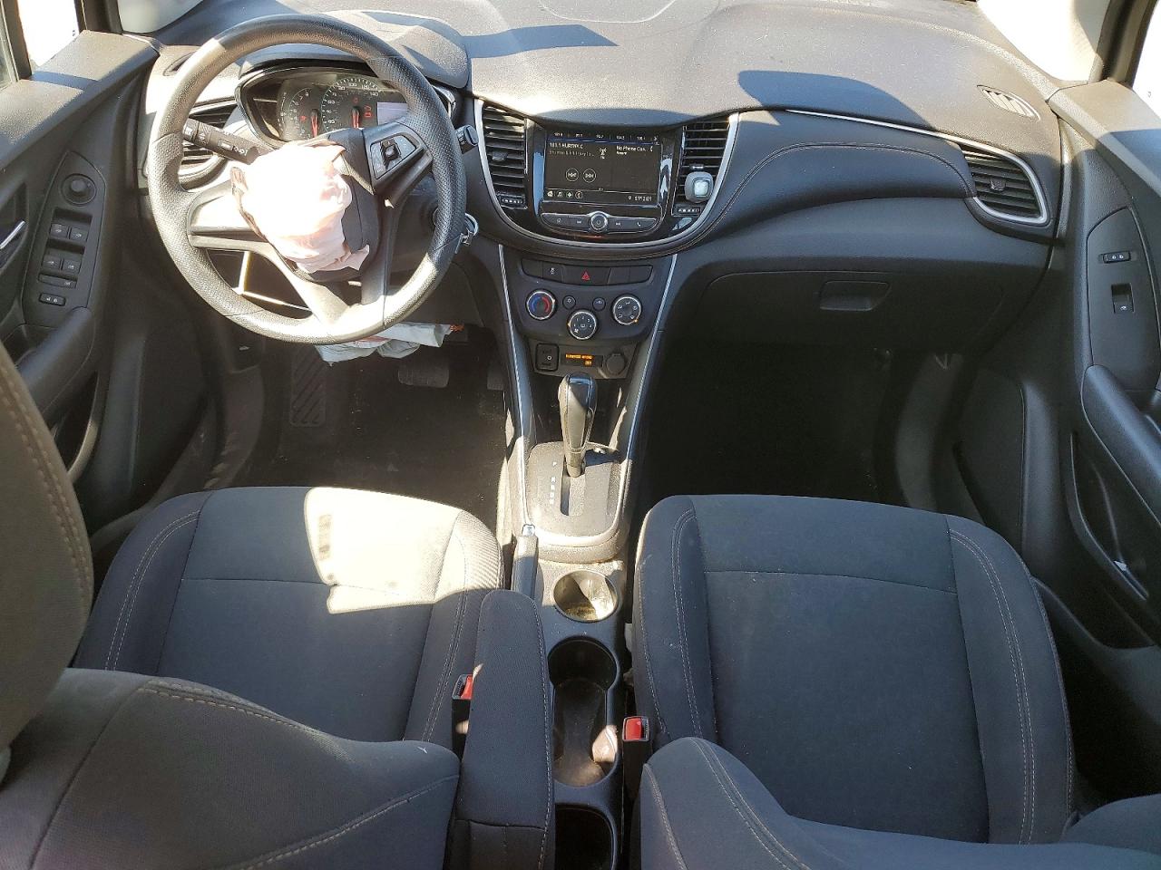 2019 CHEVROLET TRAX LS photo 15