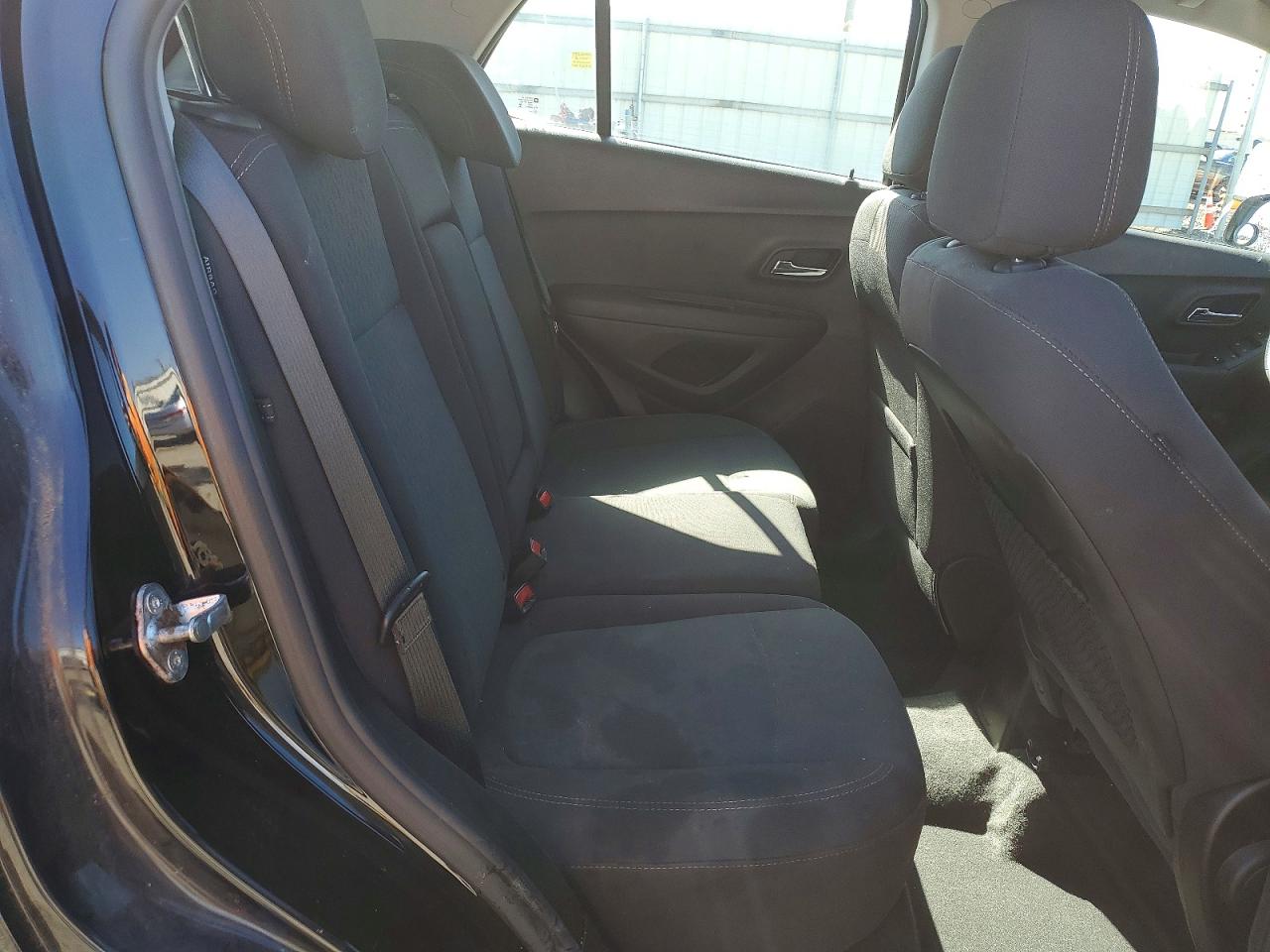 2019 CHEVROLET TRAX LS photo 21