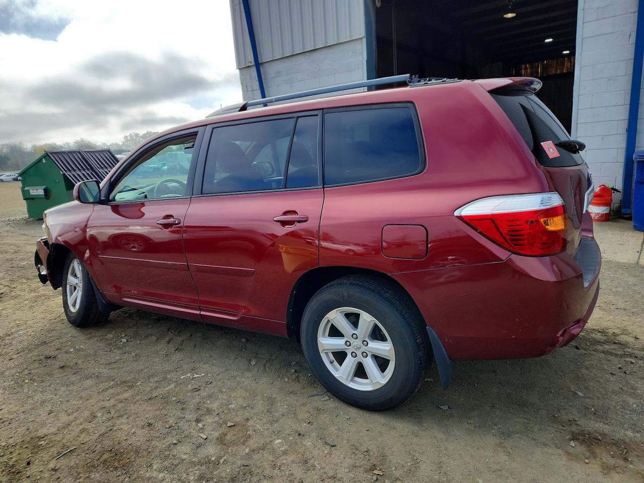 2010 TOYOTA HIGHLANDER BASE photo 4