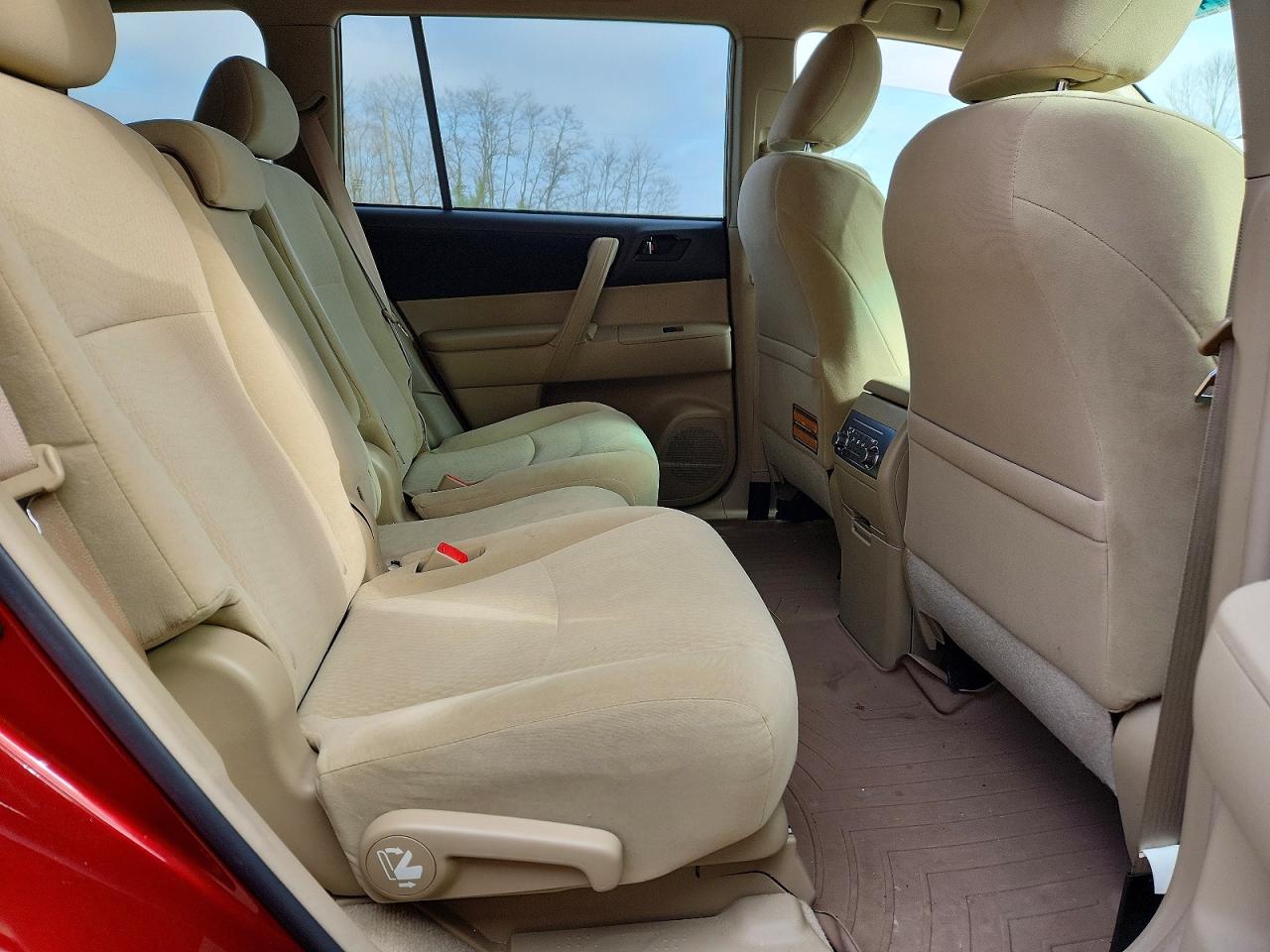 2010 TOYOTA HIGHLANDER BASE photo 31