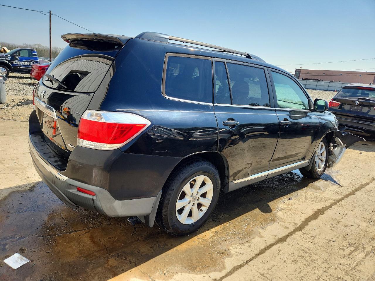 2012 TOYOTA HIGHLANDER SE photo 5