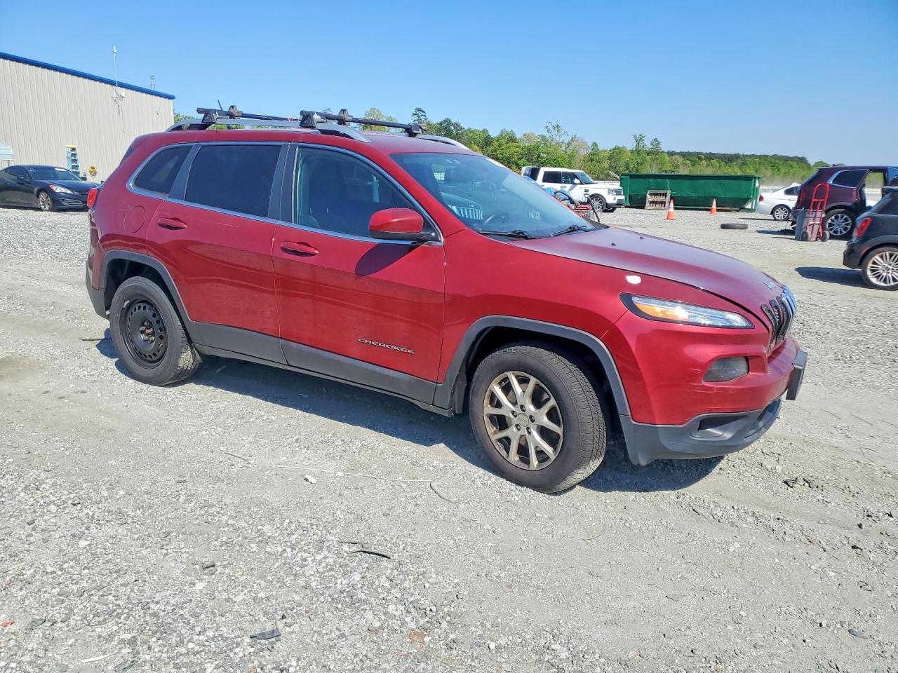 2015 JEEP CHEROKEE LATITUDE photo 4