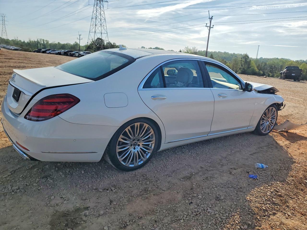 2020 MERCEDES-BENZ S 560 photo 3