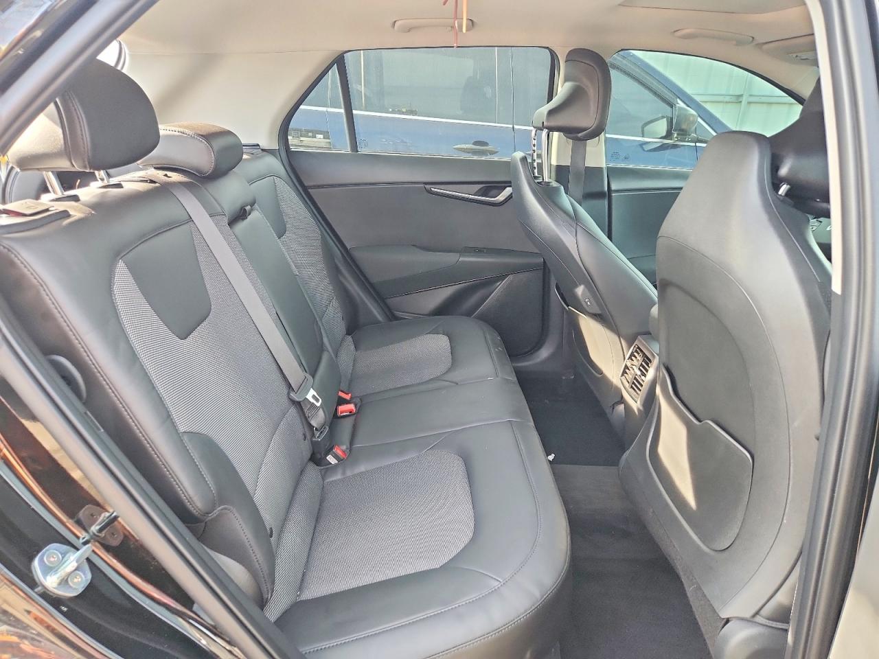 2023 KIA NIRO EX photo 19