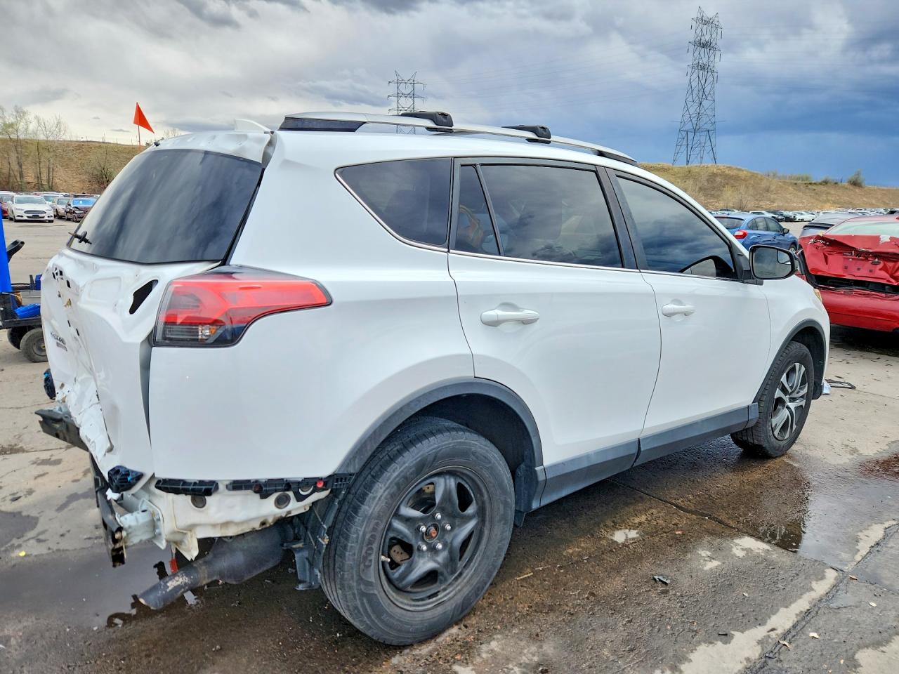 2017 TOYOTA RAV4 LE photo 7