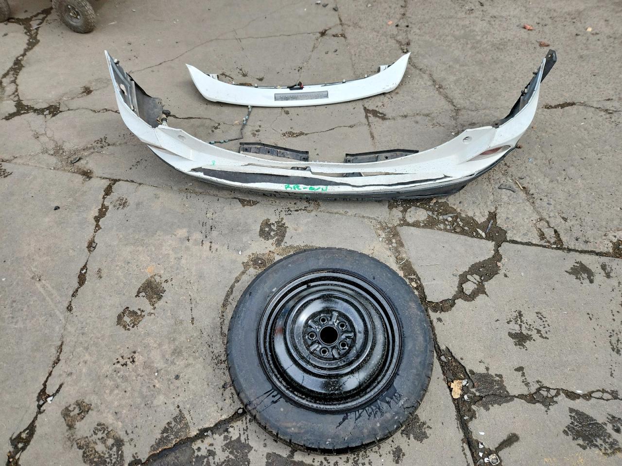 2017 TOYOTA RAV4 LE photo 37