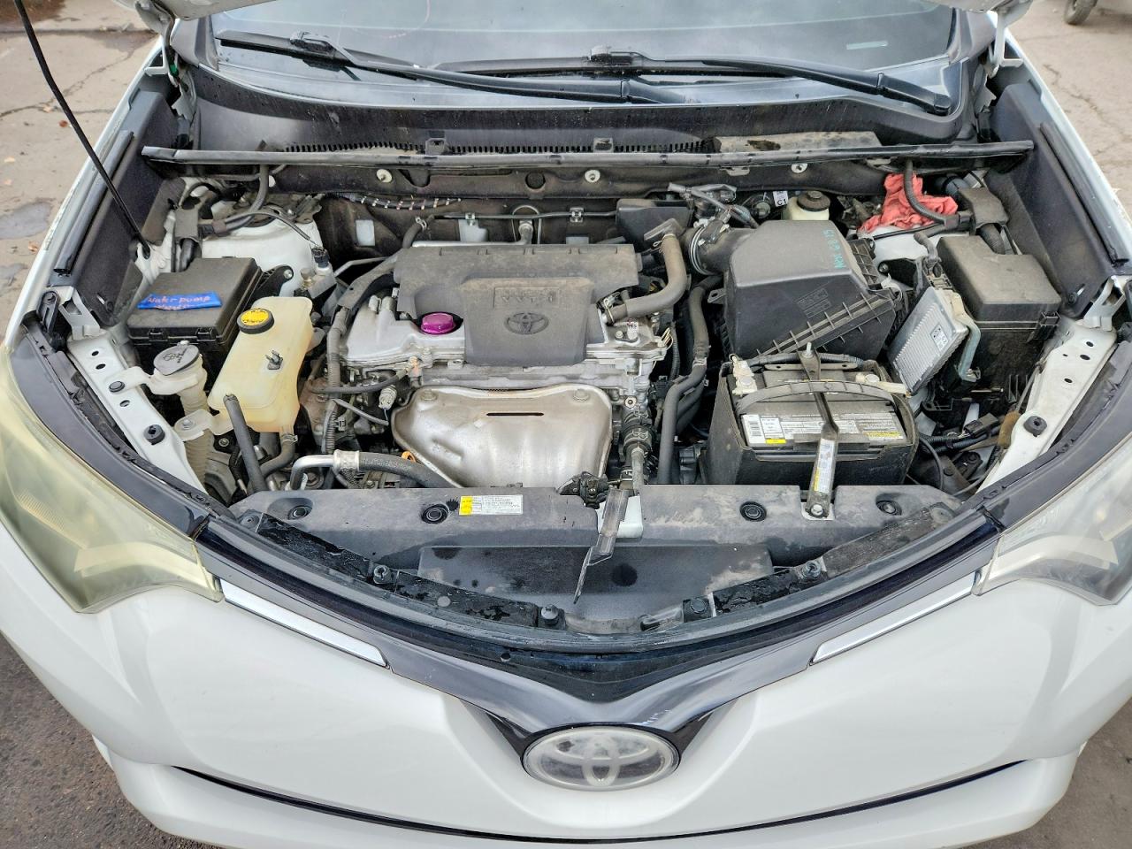 2017 TOYOTA RAV4 LE photo 34