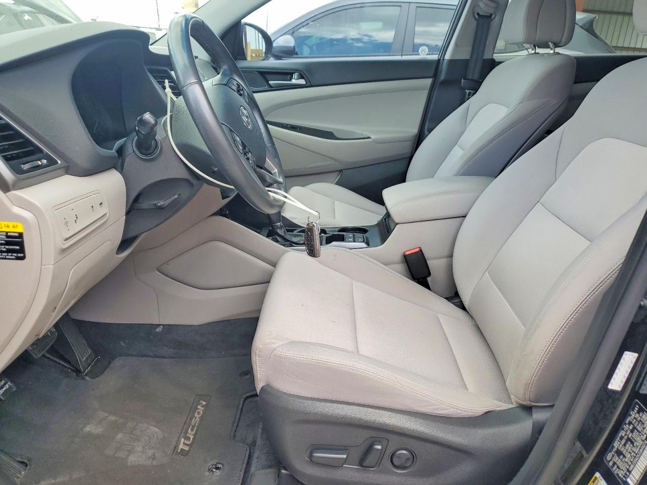 2018 HYUNDAI TUCSON VALUE photo 19
