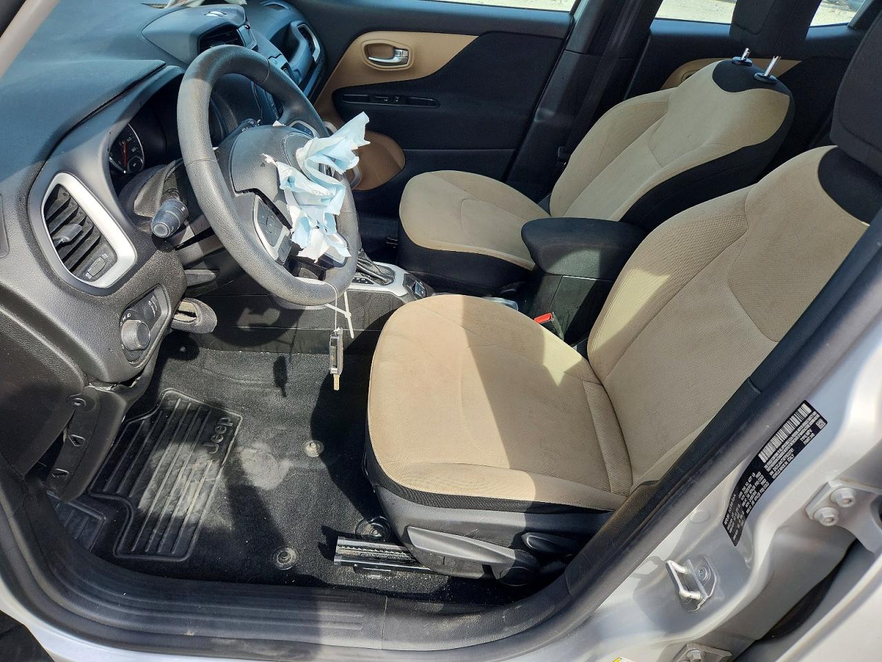 2015 JEEP RENEGADE SPORT photo 7