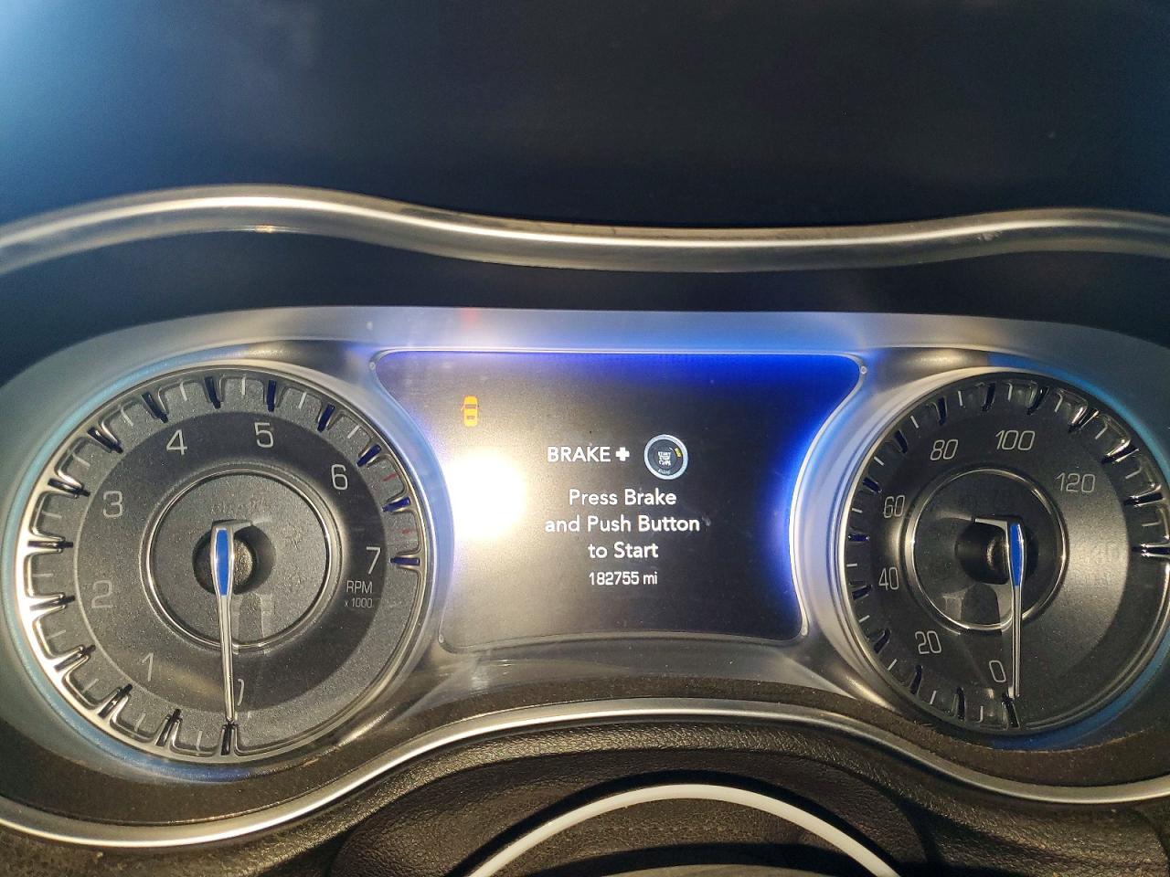 2018 CHRYSLER 300 LIMITED photo 9