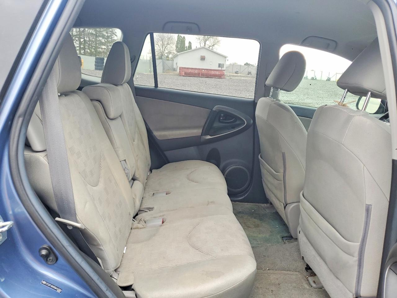 2012 TOYOTA RAV4 BASE photo 28