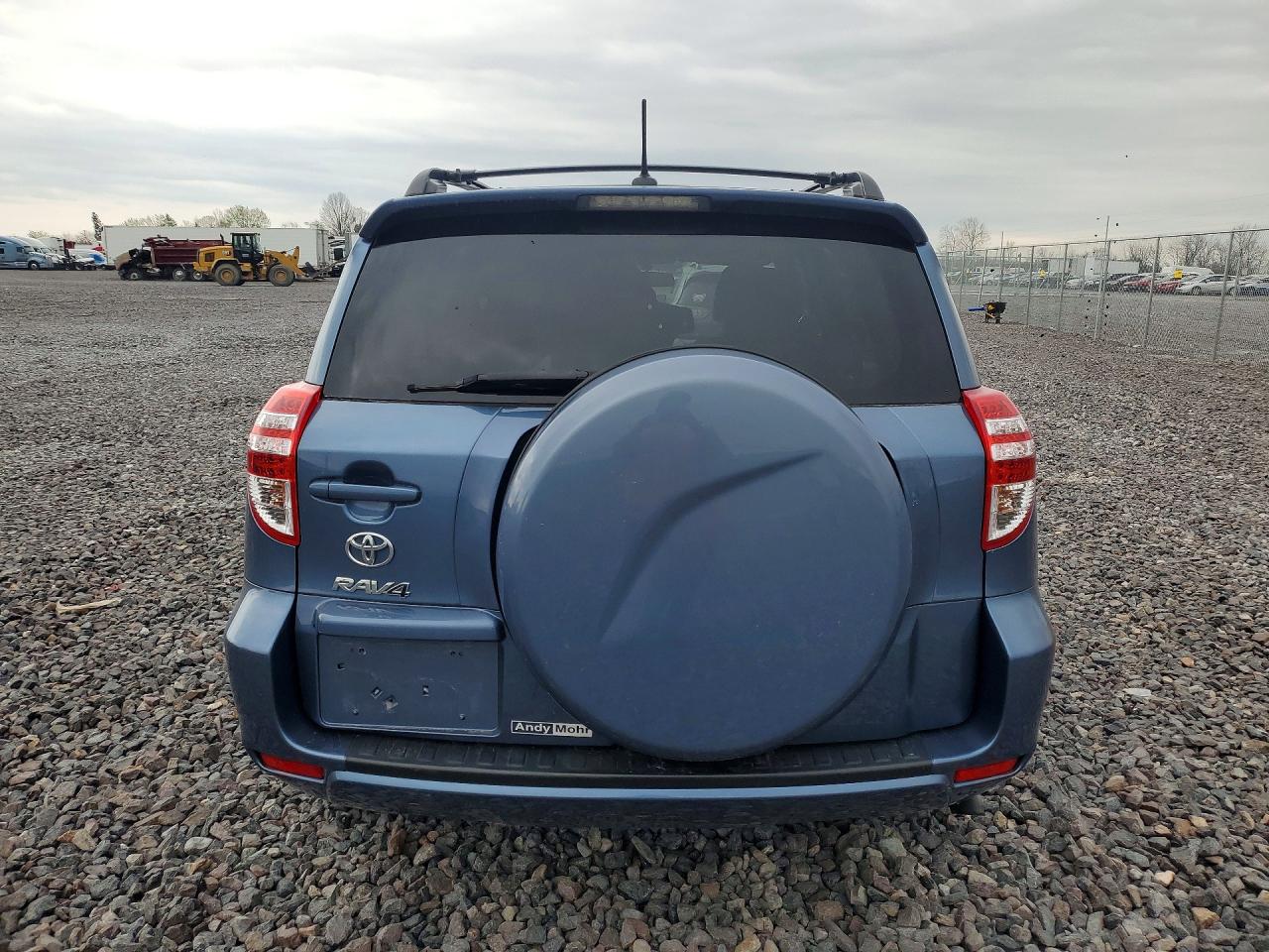 2012 TOYOTA RAV4 BASE photo 16