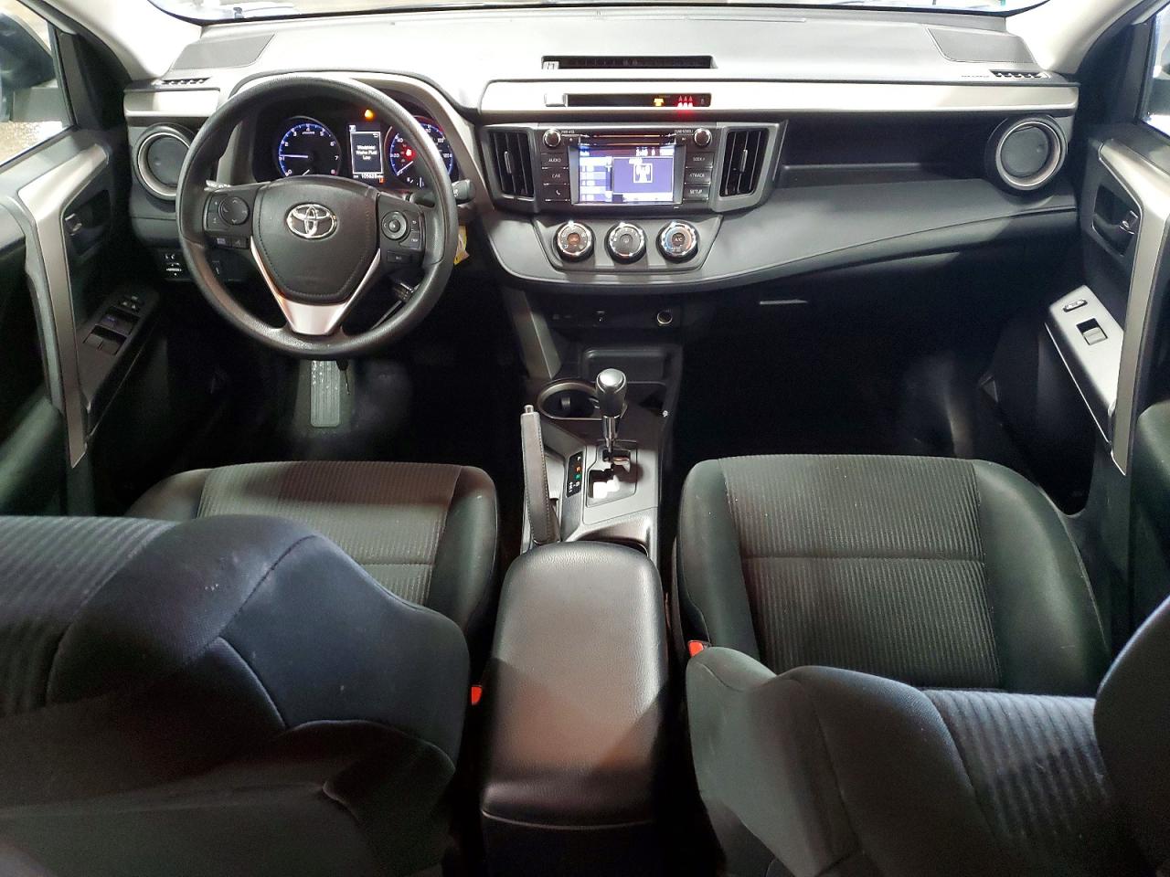 2018 TOYOTA RAV4 LE photo 15