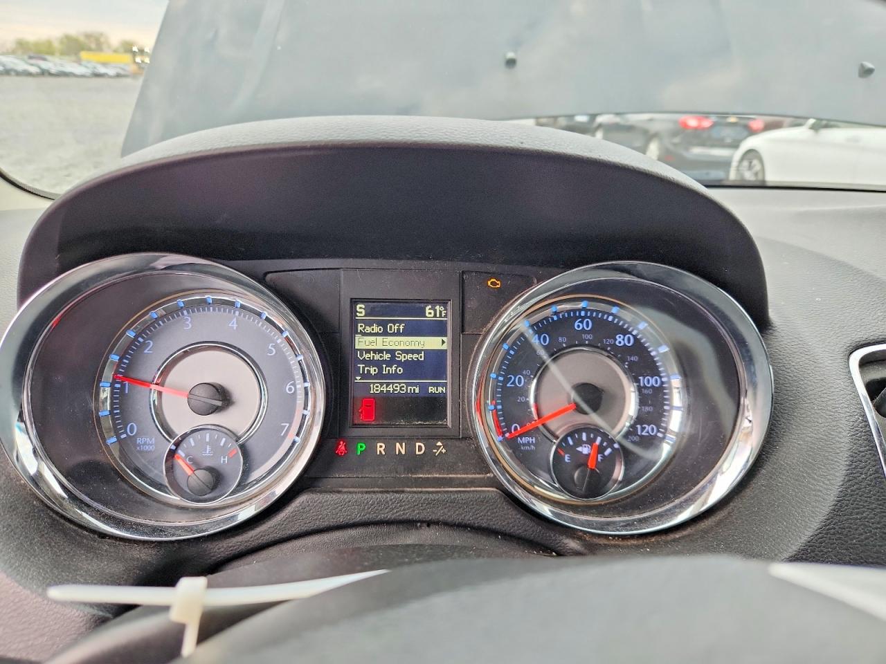 2015 CHRYSLER TOWN & COUNTRY TOURING photo 25