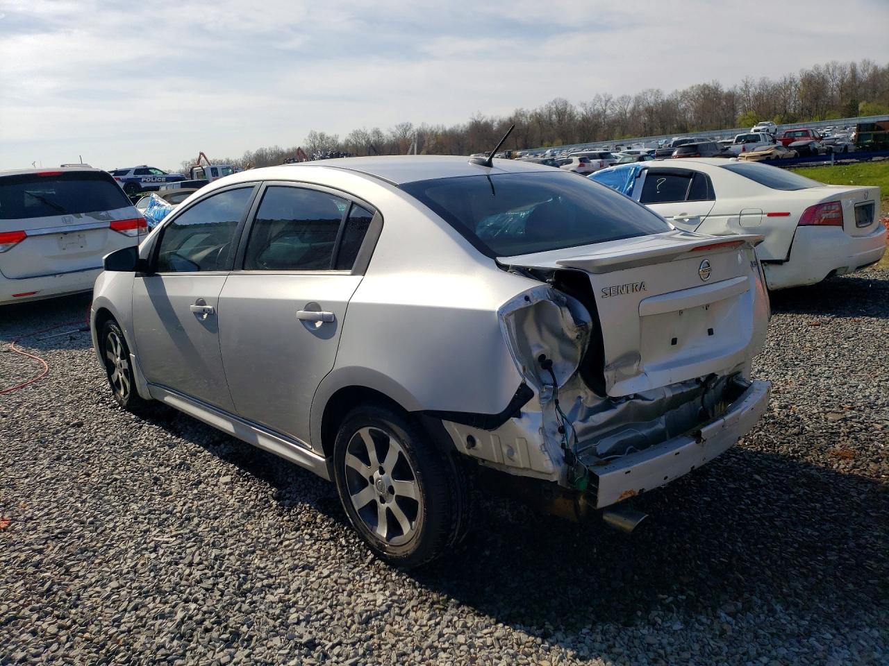 2012 NISSAN SENTRA 2.0 photo 3