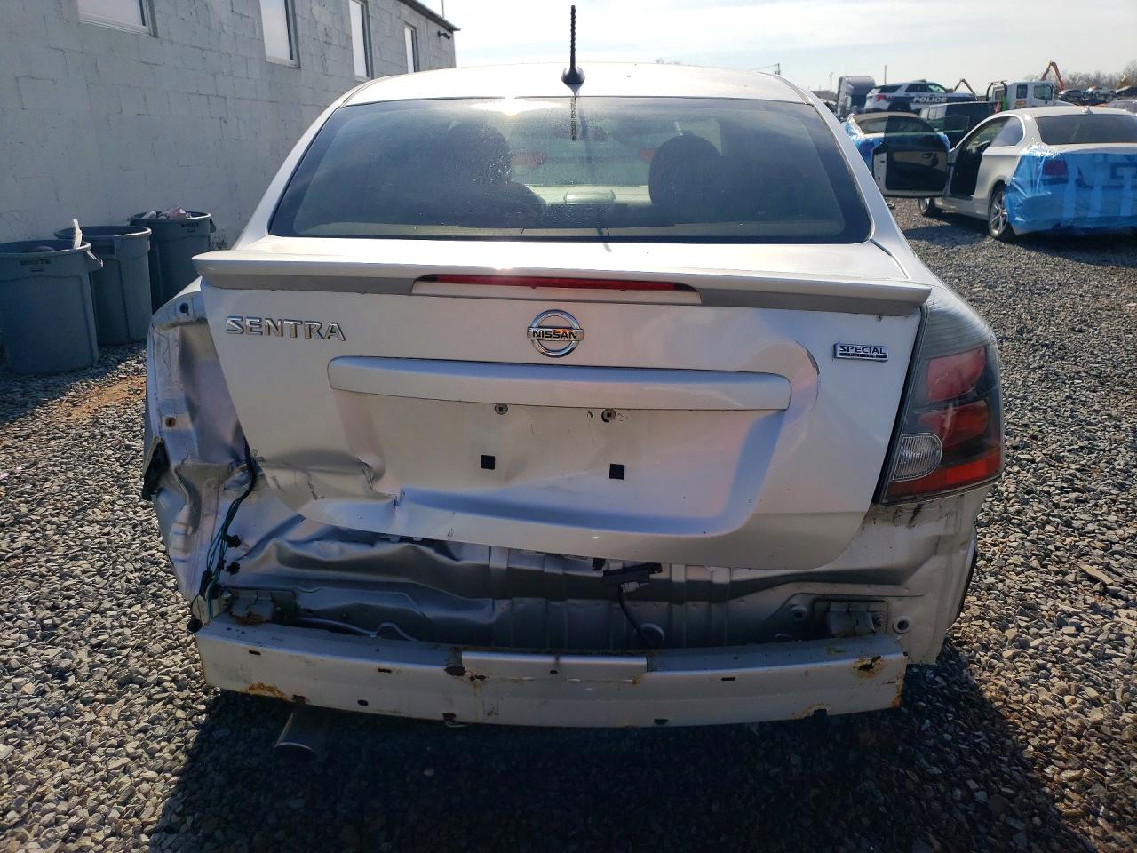 2012 NISSAN SENTRA 2.0 photo 11