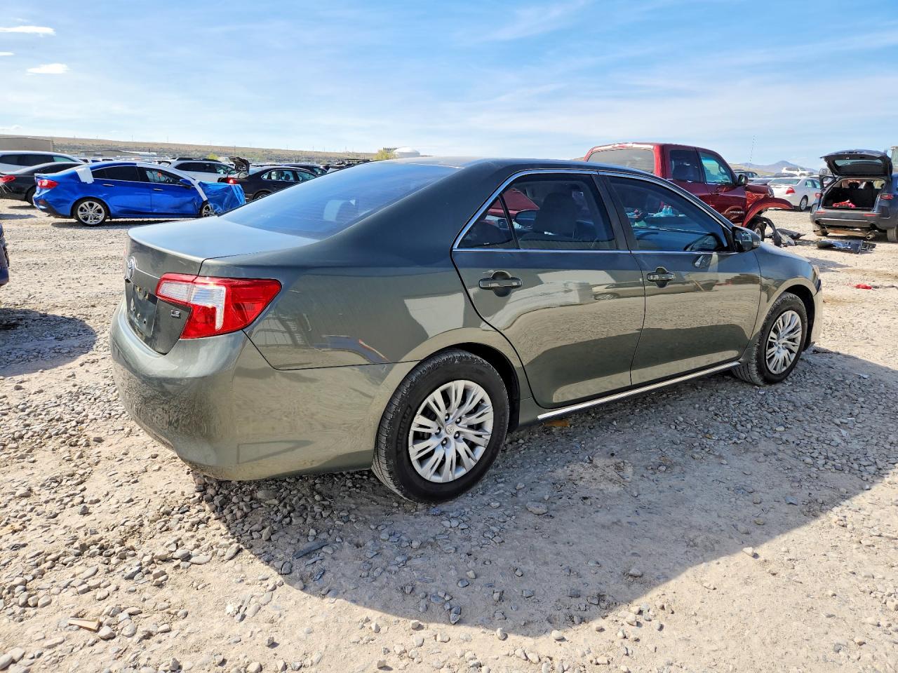 2012 TOYOTA CAMRY LE photo 7