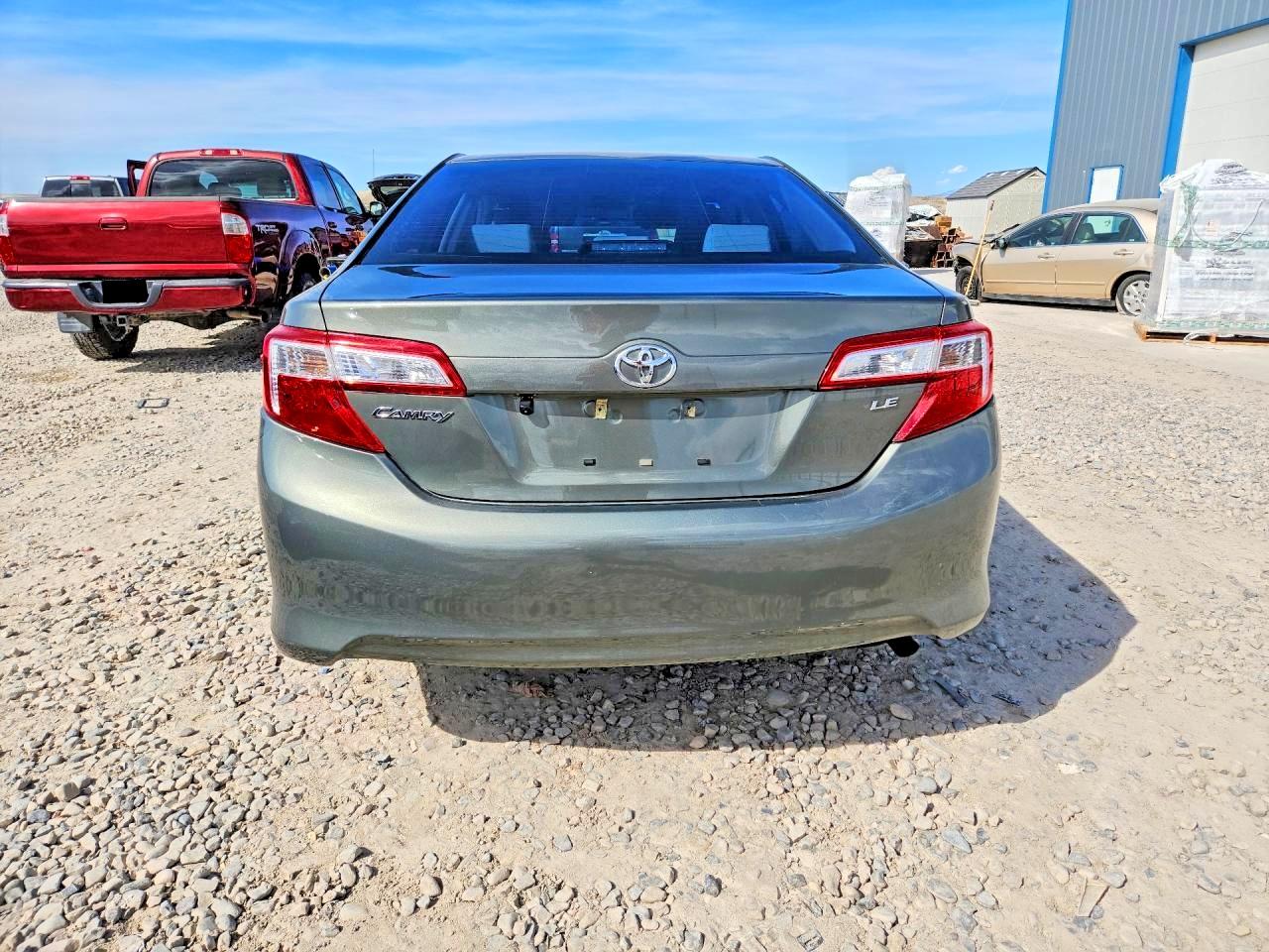 2012 TOYOTA CAMRY LE photo 16