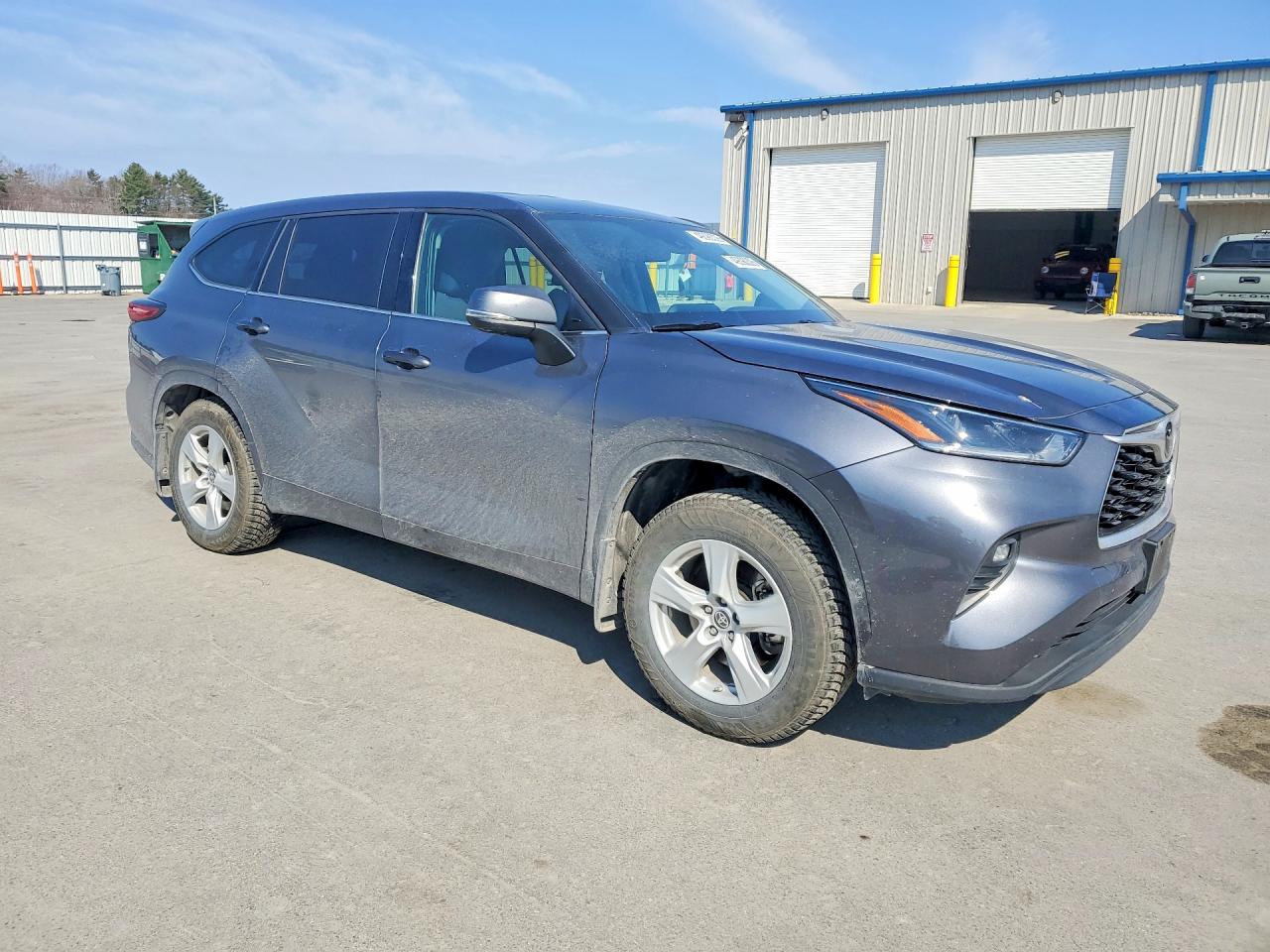 2021 TOYOTA HIGHLANDER LE photo 7