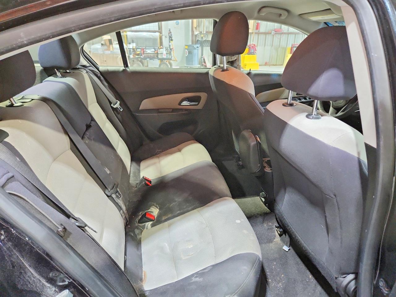 2014 CHEVROLET CRUZE LS photo 19