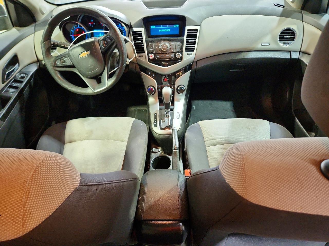 2014 CHEVROLET CRUZE LS photo 15