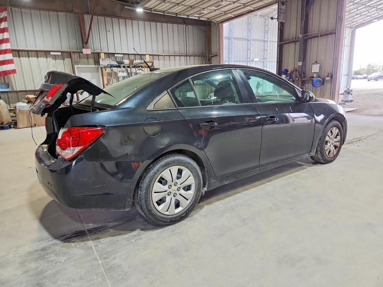 2014 CHEVROLET CRUZE LS photo 5