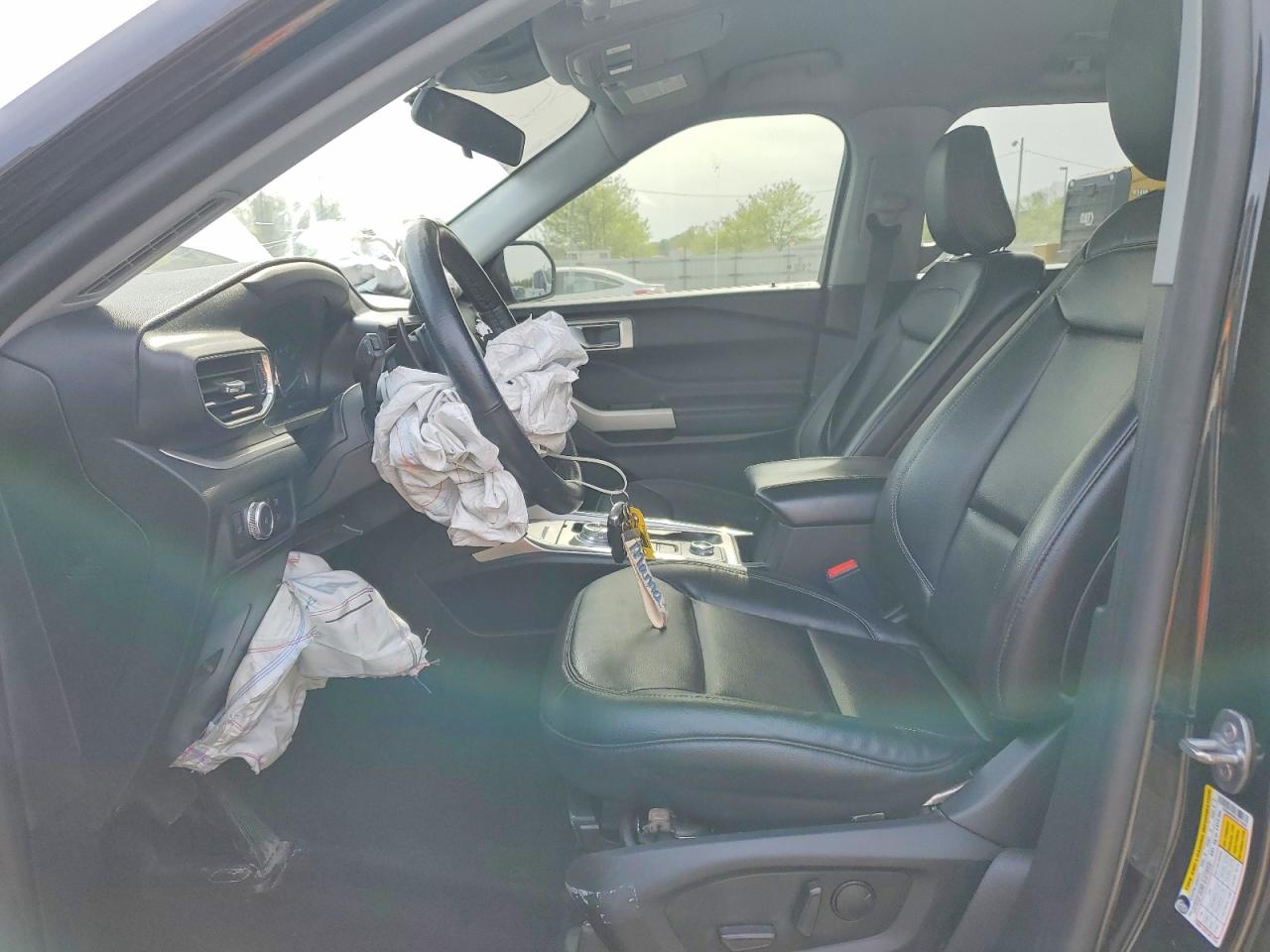 2020 FORD EXPLORER XLT photo 7