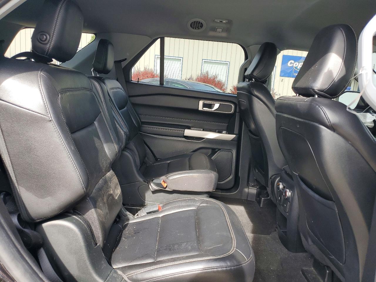 2020 FORD EXPLORER XLT photo 11
