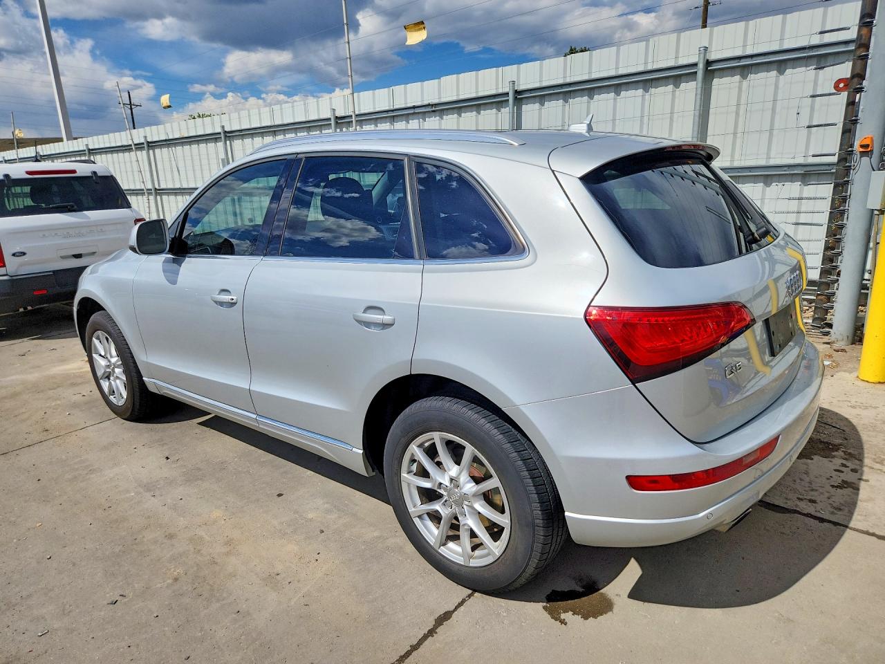 2013 AUDI Q5 PREMIUM PLUS photo 3